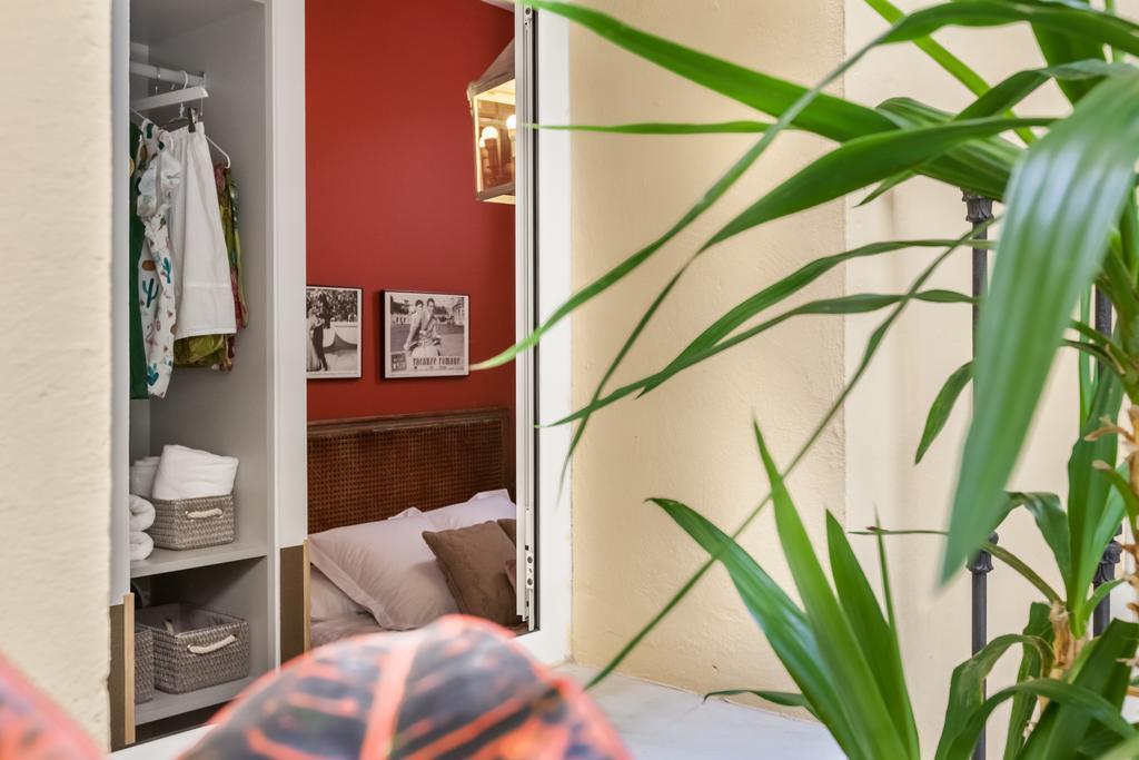 Apartamentos Mariscal เซบีญา ภายนอก รูปภาพ