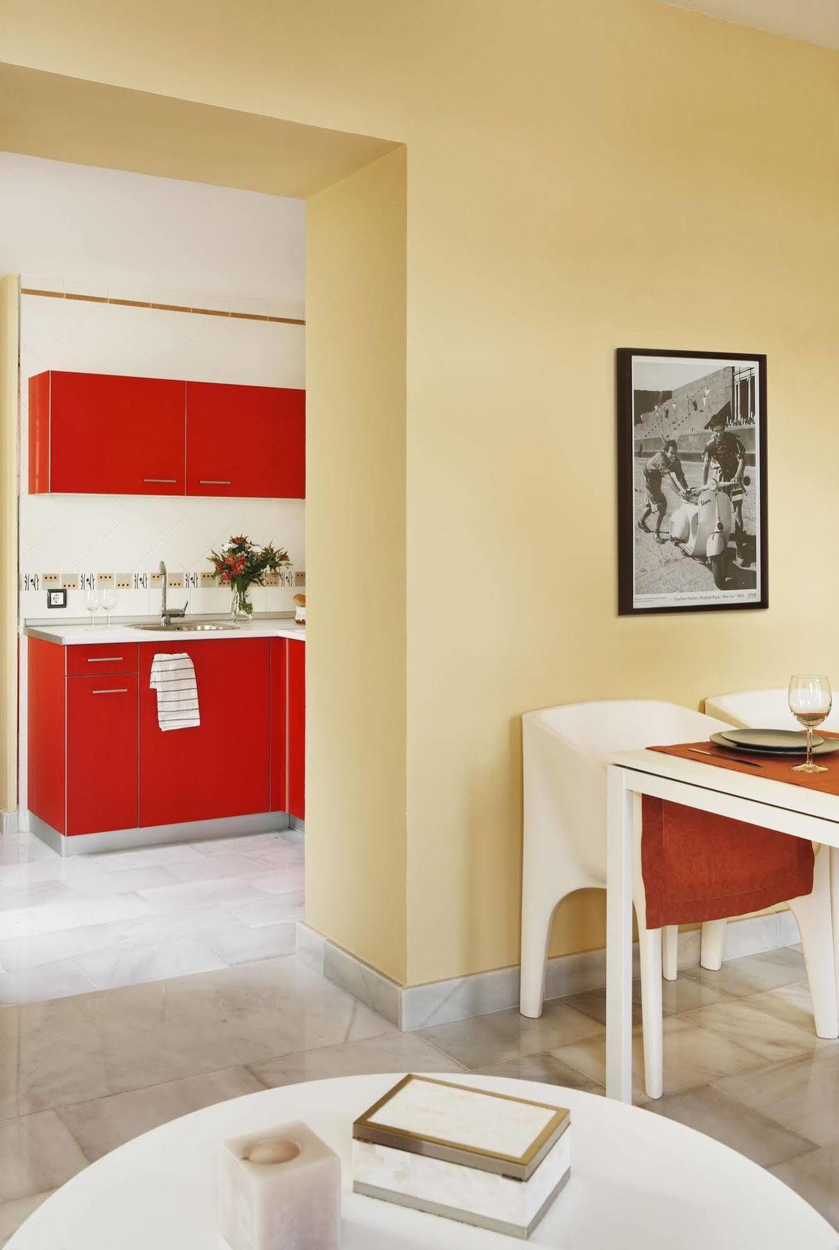 Apartamentos Mariscal เซบีญา ภายนอก รูปภาพ